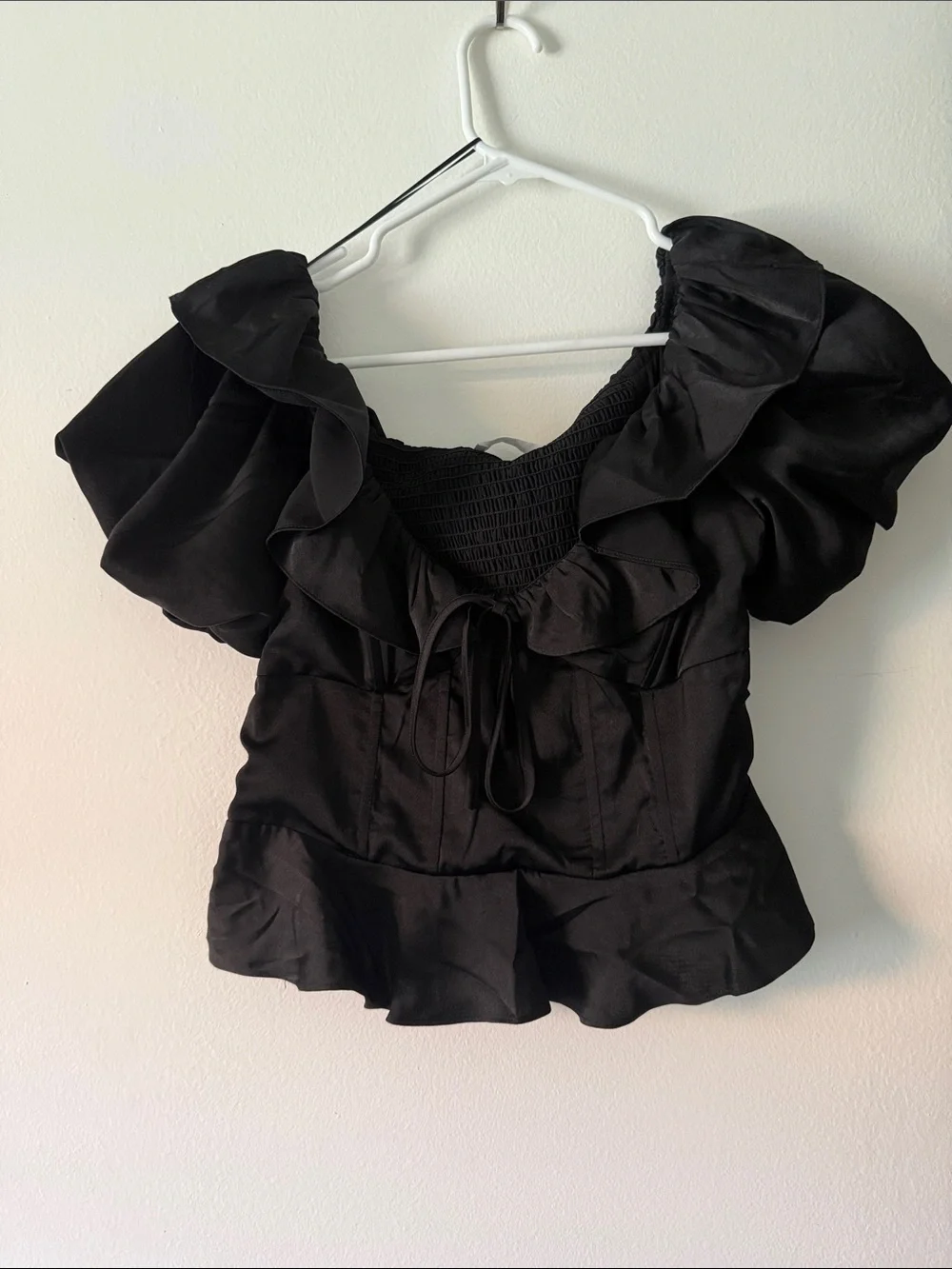 Astr Black Ruffle Puff-Sleeve Blouse with Tie Front